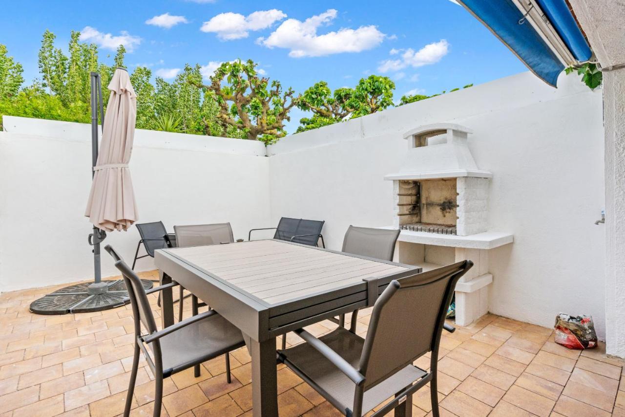 Welcs Casa 077 Emp Cerca Del Mar Villa Empuriabrava Exteriör bild
